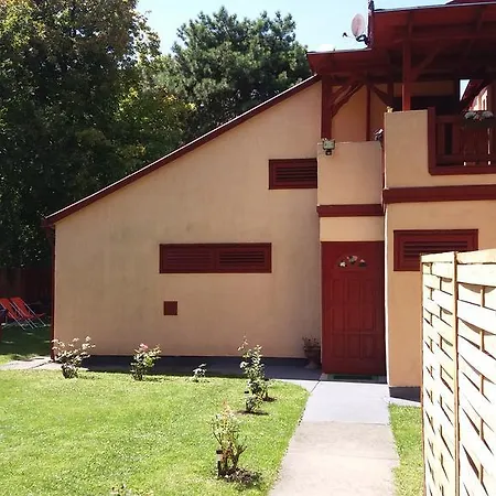 Judit Nyaralo Tatil Evi *